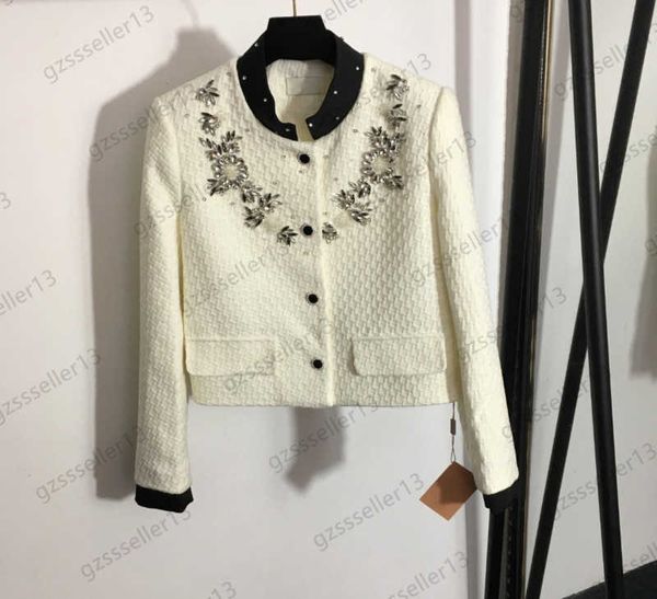 brand womens jacket heavy diamond flower decoration color matching collar jackets tweed fake pocket embellished single row button open short, Black;brown
brand womens jacket heavy diamond flower decoration color matching collar jackets tweed fake pocket embellished single row button open short, Black;brown