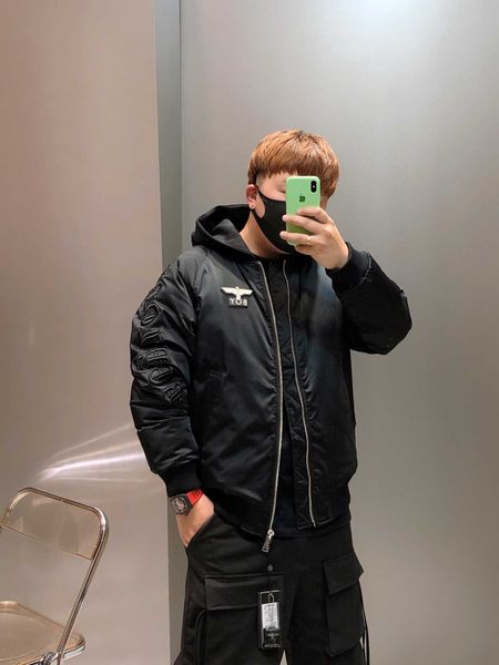 autumn and winter new three-dimensional embroidery hooded warm men and women lovers same down jacket, Black
autumn and winter new three-dimensional embroidery hooded warm men and women lovers same down jacket, Black