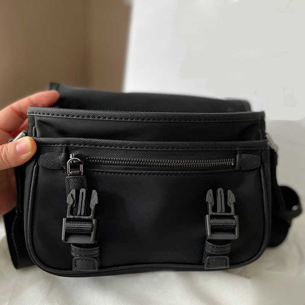 totes prabag woemns designer bag triangle logo lightweight messenger bags black luxurys handbag designers cross body shoulder pouch crossbod
totes prabag woemns designer bag triangle logo lightweight messenger bags black luxurys handbag designers cross body shoulder pouch crossbod