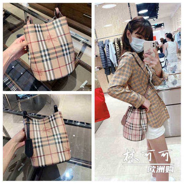 burbrerys crossbody handbags bags burbrery onthego tote luxuries designers women bag purses totes designer woman handbag shoulder wallet par
burbrerys crossbody handbags bags burbrery onthego tote luxuries designers women bag purses totes designer woman handbag shoulder wallet par