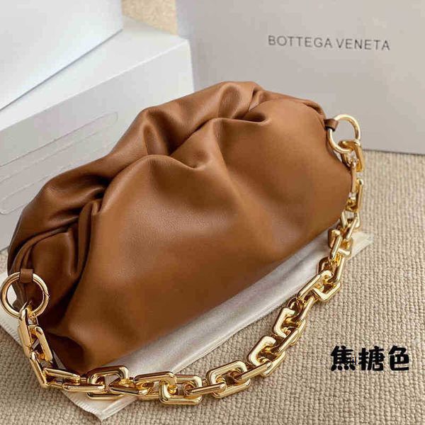 handbags cloud designer venetas bottegas sale chain ins super fire song hye same underarm bag leather handle one shoulder desig lki9
handbags cloud designer venetas bottegas sale chain ins super fire song hye same underarm bag leather handle one shoulder desig lki9