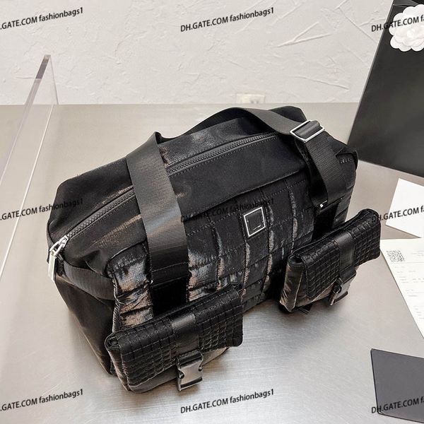 luxury women large capacity velour designer crossbody bag checker quilted fashion classic zipper shoulder bag handbags retro shopping travel
luxury women large capacity velour designer crossbody bag checker quilted fashion classic zipper shoulder bag handbags retro shopping travel