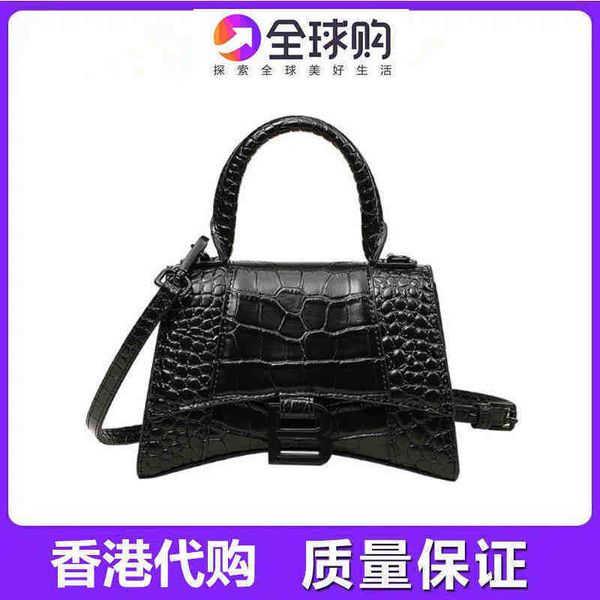 designer balenciga hourglass bag correct women handbag letter buckle crocodile pattern fashion leather shoulder
designer balenciga hourglass bag correct women handbag letter buckle crocodile pattern fashion leather shoulder