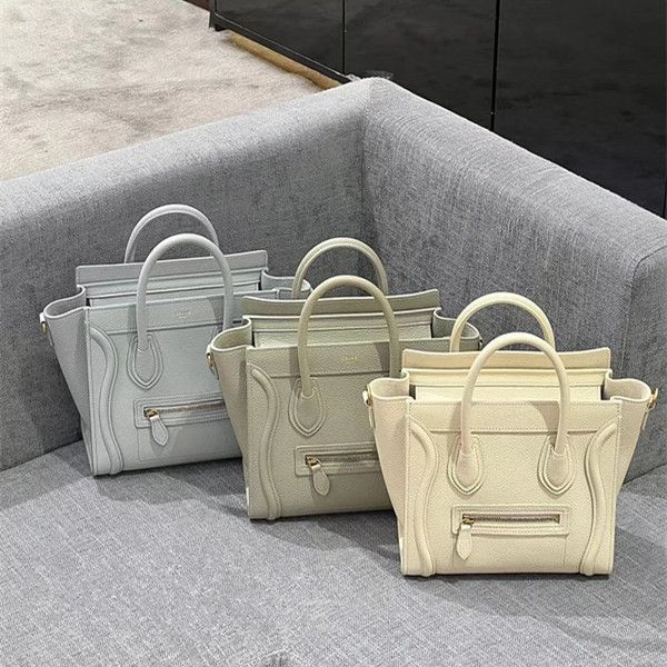 handle luggage triomphe tote clutch bags vintage 7a quality luxury designer large smiley mens womens handbag crossbody real leather bag purs
handle luggage triomphe tote clutch bags vintage 7a quality luxury designer large smiley mens womens handbag crossbody real leather bag purs