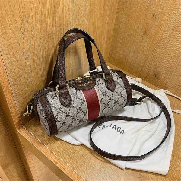fashion contrast boston bag mini print cylinder pillow bag new fashion classic versatile handbag purse black friday
fashion contrast boston bag mini print cylinder pillow bag new fashion classic versatile handbag purse black friday
