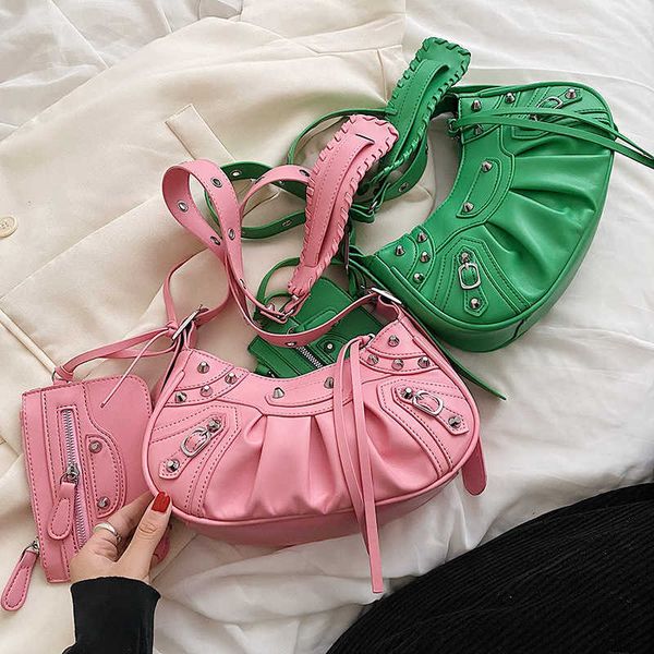 balenicass fashion leather biker bag lecagole 2022 folding crescent machine car mother soft underarm rivet single shoulder diagonal
balenicass fashion leather biker bag lecagole 2022 folding crescent machine car mother soft underarm rivet single shoulder diagonal