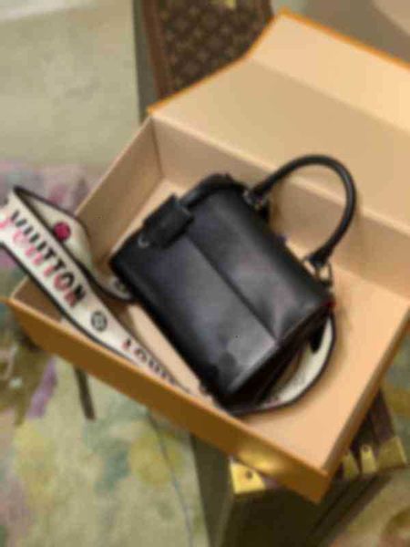 handbags m58925 cluny mini luxury brand designer men woman handbag real leather totes shoulder bags backpacks pouches wallets purse dax0
handbags m58925 cluny mini luxury brand designer men woman handbag real leather totes shoulder bags backpacks pouches wallets purse dax0