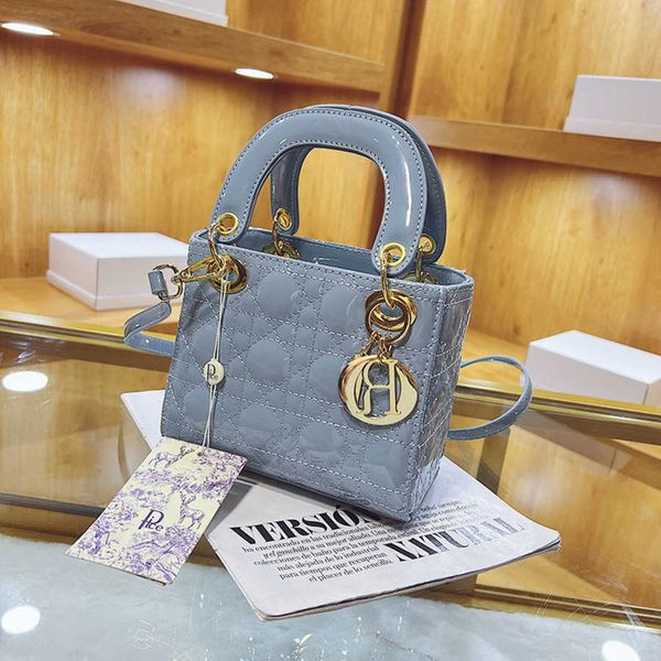 20% off site clearance 2023 high luxury women's new net red foreign style fashionable versatile one shoulder messenger high sense baghi
20% off site clearance 2023 high luxury women's new net red foreign style fashionable versatile one shoulder messenger high sense baghi
