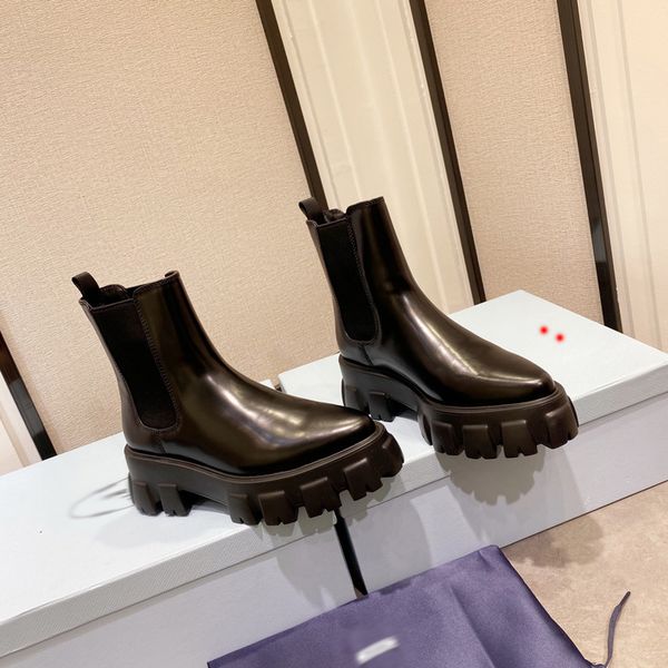 fashion ladies ribbon decorated leathers martin boot women embroidered leather band ankle boots r luxury woman winter box shoes size 35-40 -, Black
fashion ladies ribbon decorated leathers martin boot women embroidered leather band ankle boots r luxury woman winter box shoes size 35-40 -, Black