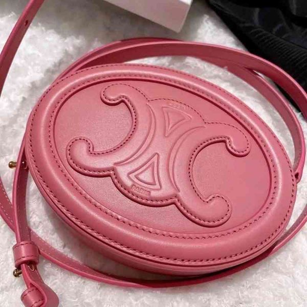 triumphal arch moon cake bag pig nose small round early spring new lisa same pink one shoulder crossbody women's fashion
triumphal arch moon cake bag pig nose small round early spring new lisa same pink one shoulder crossbody women's fashion
