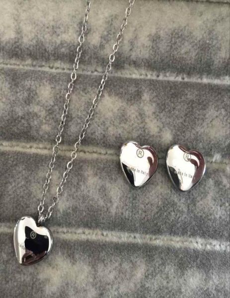 2021 high polished trendy design women earrings necklace stainless steel gold silver rose colors sets heart love pendant fashion j8555443
2021 high polished trendy design women earrings necklace stainless steel gold silver rose colors sets heart love pendant fashion j8555443