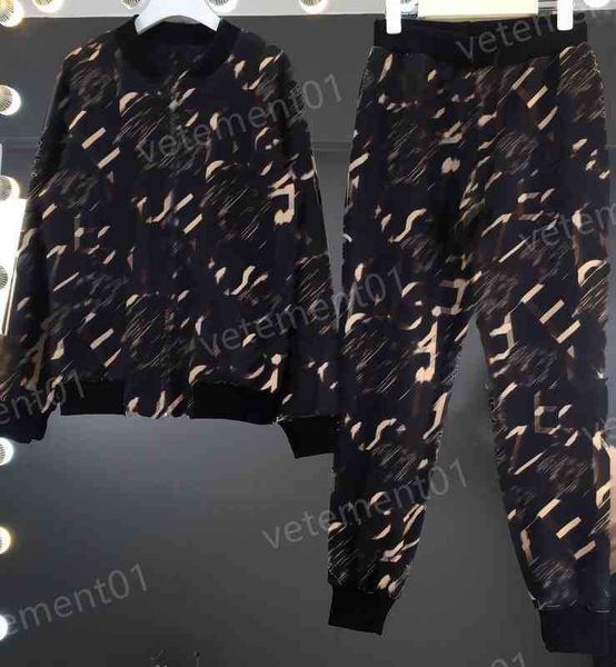 womens two piece pants large letter logo-print baseball uniform jacket with loose-fitting sweatpants 2 piece sets luxury designer tracksuits, White
womens two piece pants large letter logo-print baseball uniform jacket with loose-fitting sweatpants 2 piece sets luxury designer tracksuits, White