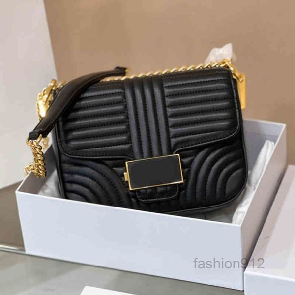 2022 new fashion evening bags striped shoulder bags women chain square handbag designer clutch crossbody bag female purses quality
2022 new fashion evening bags striped shoulder bags women chain square handbag designer clutch crossbody bag female purses quality