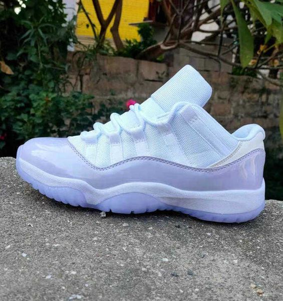 brand shoes 11 11s 25th anniversary low white concord 45 bred basketball gym red gamma blue xi sneakers 5.5-13, White;red
brand shoes 11 11s 25th anniversary low white concord 45 bred basketball gym red gamma blue xi sneakers 5.5-13, White;red