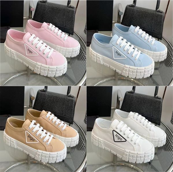 women's low leather luxury design skateboard shoes women's solid color comfortable trend sneakers, Black
women's low leather luxury design skateboard shoes women's solid color comfortable trend sneakers, Black