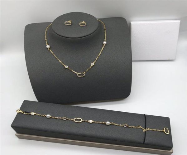 luxurys designers jewelry necklace women diamond pearl necklaces ladies love bracelet for womens gold retro earrings wedding ornam3511840, Silver
luxurys designers jewelry necklace women diamond pearl necklaces ladies love bracelet for womens gold retro earrings wedding ornam3511840, Silver