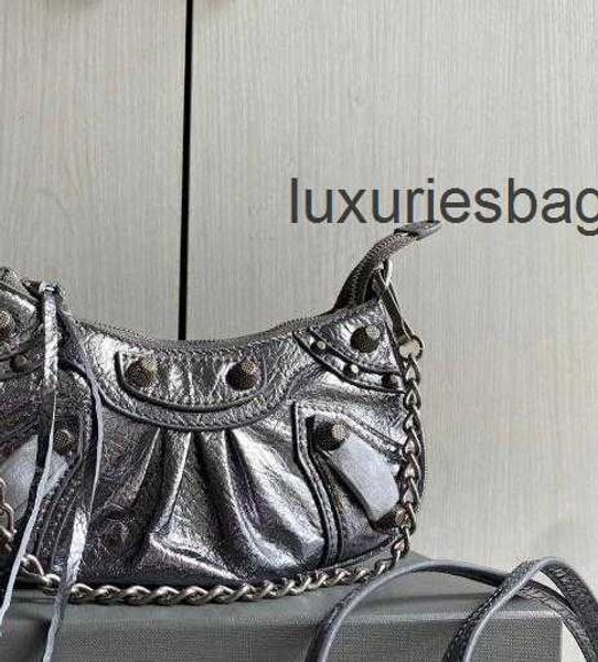 aher max design leather balenicass biker bag mini chain motorcycle mini crackle pattern oil wax crocodile underarm one shoulder cross body f
aher max design leather balenicass biker bag mini chain motorcycle mini crackle pattern oil wax crocodile underarm one shoulder cross body f