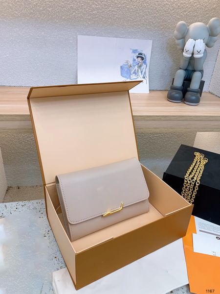 luxury tote purses brand handbag message bags shoulder bag genuine leather cluth crossbody 5a quality cattlehide size 23cm gold chain old fl
luxury tote purses brand handbag message bags shoulder bag genuine leather cluth crossbody 5a quality cattlehide size 23cm gold chain old fl