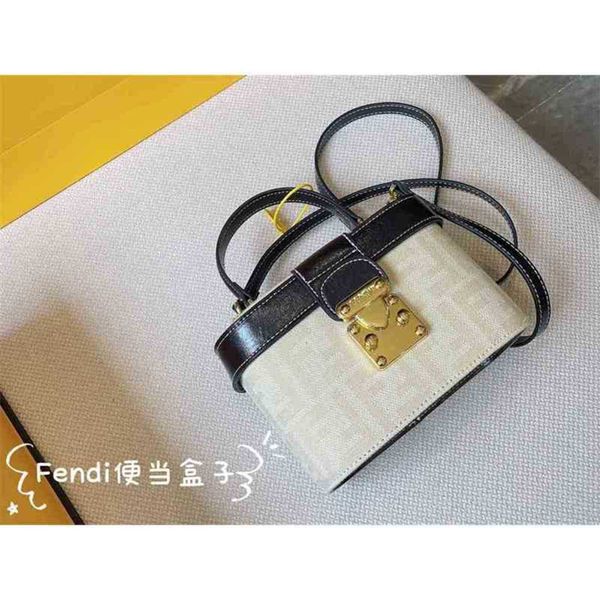 fend wholesale fashion versatile messenger bag designerss handbags portable handbags crossbody shoulderbag large capacity high sense bd45
fend wholesale fashion versatile messenger bag designerss handbags portable handbags crossbody shoulderbag large capacity high sense bd45