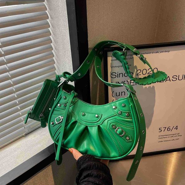 balenicass fashion leather biker bag lecagole underarm women 2022 new riveted locomotive pleated crescent child mother one shoulder crossbod
balenicass fashion leather biker bag lecagole underarm women 2022 new riveted locomotive pleated crescent child mother one shoulder crossbod