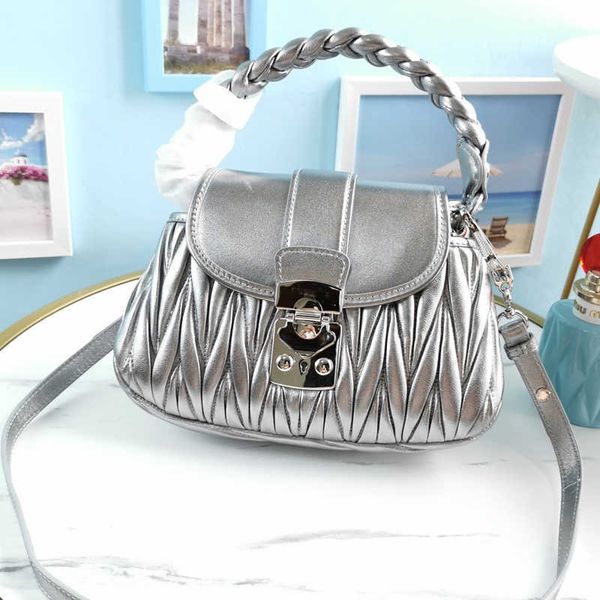 handbag designer bags ladies stripes crossbody bag lambskin inner handbag woven leather handheld classic jacquard design retro frosted bronz
handbag designer bags ladies stripes crossbody bag lambskin inner handbag woven leather handheld classic jacquard design retro frosted bronz