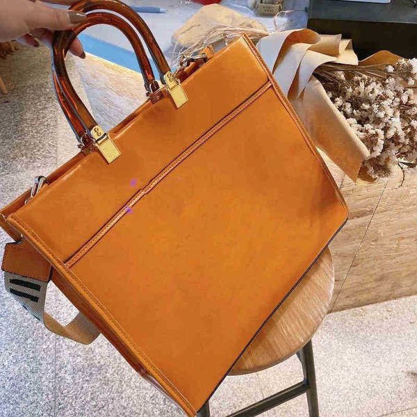 designer handbags fend large bag new tote capacity handbag single shoulder messenger messenger tote fashion brand bags crossbody njuh
designer handbags fend large bag new tote capacity handbag single shoulder messenger messenger tote fashion brand bags crossbody njuh