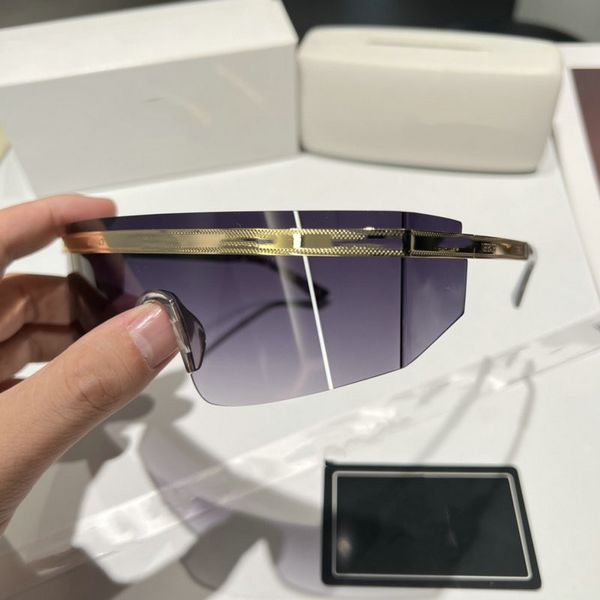 luxury designer sunglasses men women eyeglasses outdoor windproof eyewear pc frame fashion classic lady sun glasses mirrors 8882, White;black
luxury designer sunglasses men women eyeglasses outdoor windproof eyewear pc frame fashion classic lady sun glasses mirrors 8882, White;black