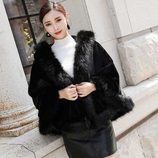 women's fur faux fur grey black white burgundy color women capes hooded female ponchos imitation mink fleece short woman capes hooded f
women's fur faux fur grey black white burgundy color women capes hooded female ponchos imitation mink fleece short woman capes hooded f