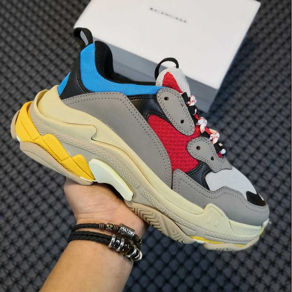 48% discount casual shoes woman designer triple s fashion paris vintage old dad sneakers black white green clear sole flats platform men wom
48% discount casual shoes woman designer triple s fashion paris vintage old dad sneakers black white green clear sole flats platform men wom