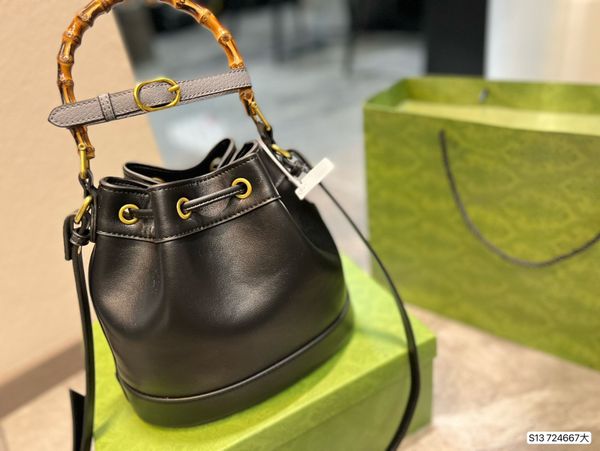 luxury tote purses brand handbag message bags shoulder bag genuine leather cluth crossbody 5a quality cattlehide 24cm casual womens fashion
luxury tote purses brand handbag message bags shoulder bag genuine leather cluth crossbody 5a quality cattlehide 24cm casual womens fashion