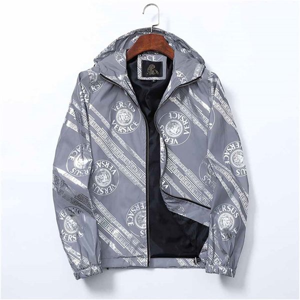 2022 mens designers jacket spring autumn outwear windbreaker hoodie zipper casual hooded jackets coat outside sport asian size men clothing0, Black;brown
2022 mens designers jacket spring autumn outwear windbreaker hoodie zipper casual hooded jackets coat outside sport asian size men clothing0, Black;brown