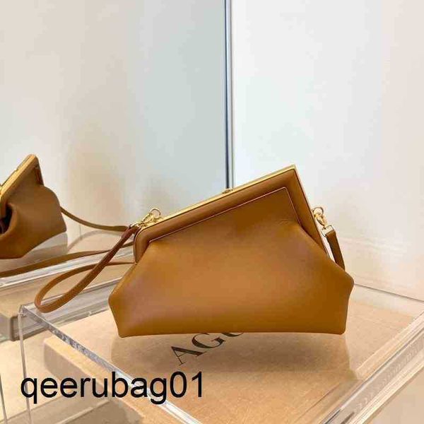 first bags fend autumn and winter new designer series metal lambskin hand chain women portable handbags crossbody shoulderbag 4tce
first bags fend autumn and winter new designer series metal lambskin hand chain women portable handbags crossbody shoulderbag 4tce