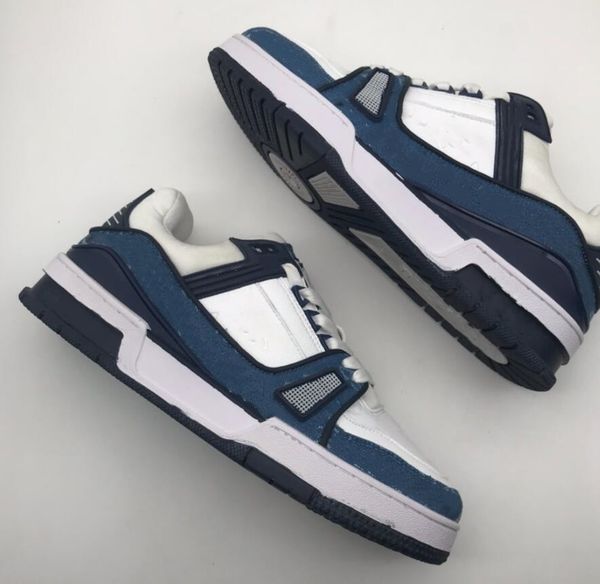 fashion designer sneaker shoes luxury men women low cut lace-up leather casual flats outdoor comfortable skateboard sports shoes 36-44, Black
fashion designer sneaker shoes luxury men women low cut lace-up leather casual flats outdoor comfortable skateboard sports shoes 36-44, Black