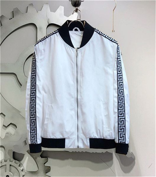 2022 mens designers jacket spring autumn outwear windbreaker hoodie zipper casual hooded jackets coat outside sport asian size men clothing0, Black;brown
2022 mens designers jacket spring autumn outwear windbreaker hoodie zipper casual hooded jackets coat outside sport asian size men clothing0, Black;brown
