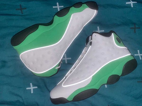brand shoes est 13 lucky green man basketball white black 3m reflective real fiber sneakers original, White;red
brand shoes est 13 lucky green man basketball white black 3m reflective real fiber sneakers original, White;red