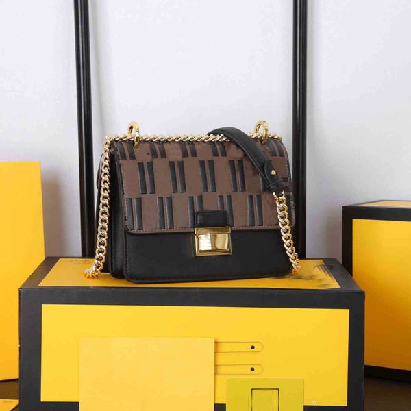 fend designer fashion bags luxury shoulder hand leather large capacity metal chain lady women messenger bag portable handbags high quality
fend designer fashion bags luxury shoulder hand leather large capacity metal chain lady women messenger bag portable handbags high quality