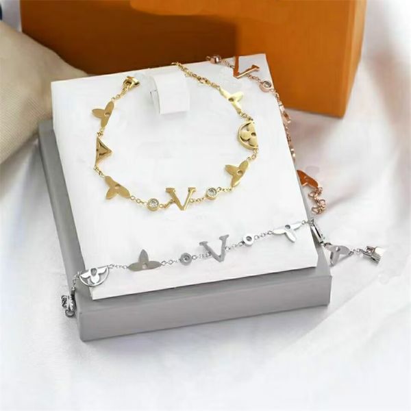 designer bracelet luxury jewelry womens love braceletes charm pulsera elegant aesthetic non tarnish popular diamond plated rose gold bracele, Golden;silver
designer bracelet luxury jewelry womens love braceletes charm pulsera elegant aesthetic non tarnish popular diamond plated rose gold bracele, Golden;silver