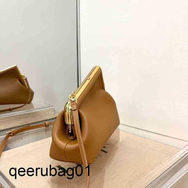 bags winter designer fend first autumn and series metal lambskin hand chain women portable handbags crossbody shoulderbag dtjd
bags winter designer fend first autumn and series metal lambskin hand chain women portable handbags crossbody shoulderbag dtjd