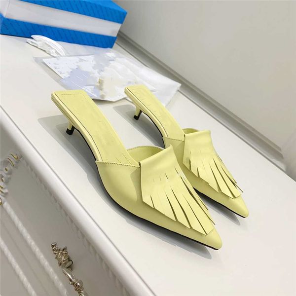 dress shoes fashion women balencaigaity leather high heel letter logo party wedding tourism holiday casual flat shoes 01-015, Black
dress shoes fashion women balencaigaity leather high heel letter logo party wedding tourism holiday casual flat shoes 01-015, Black