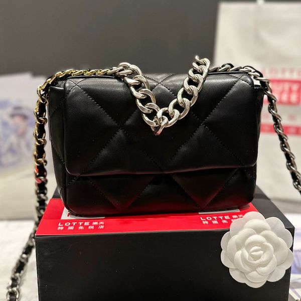 french classic 19 mini jumbo maxi totes bags diamond quilted gold silver turnbuckle crossbody shoulder large multi pochette designer handbag
french classic 19 mini jumbo maxi totes bags diamond quilted gold silver turnbuckle crossbody shoulder large multi pochette designer handbag