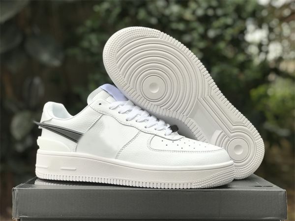 genuine leather phantom shoe men women low 1s casual shoes white black skateboard classic trainers sneakers 36-46, Red;white
genuine leather phantom shoe men women low 1s casual shoes white black skateboard classic trainers sneakers 36-46, Red;white