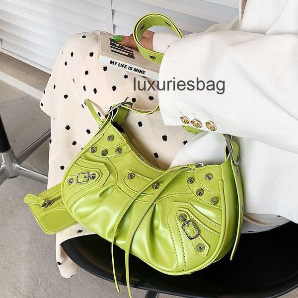 balenicass fashion leather biker bag lecagole french niche women's 2022 new fashion texture shoulder foreign style pleated messenger du
balenicass fashion leather biker bag lecagole french niche women's 2022 new fashion texture shoulder foreign style pleated messenger du