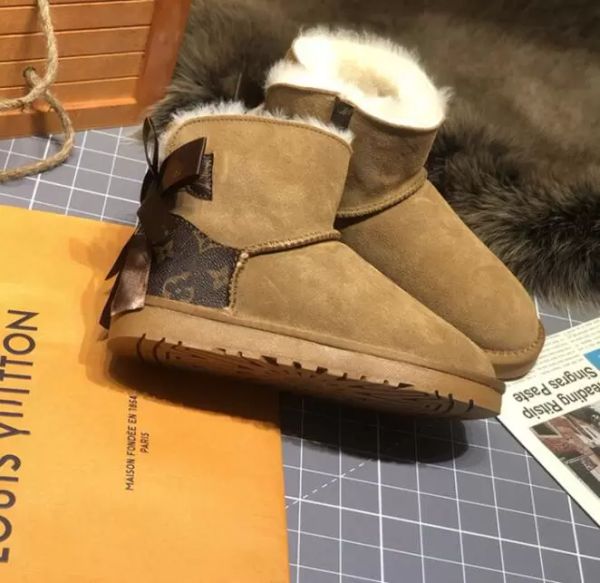 2022 boots snow boots plush classical design bowknot keep warm short winter leather sheepskin sell aus l bow u transshipment 35-44, Black
2022 boots snow boots plush classical design bowknot keep warm short winter leather sheepskin sell aus l bow u transshipment 35-44, Black