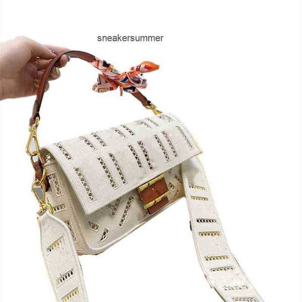 fend designer handbags original high bag stick style jacquard embroidery women single shoulder portable quality crossbody luxury meesenger
fend designer handbags original high bag stick style jacquard embroidery women single shoulder portable quality crossbody luxury meesenger