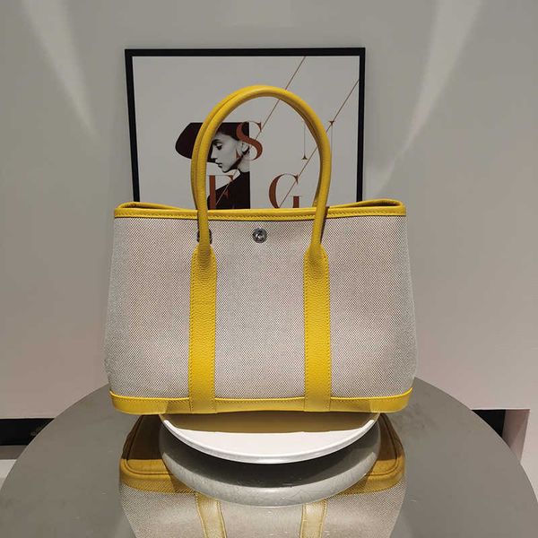 aher max classic leather designer herme bag high-definition canvas color contrast garden 30 fashionable hand 2023 new cow tote
aher max classic leather designer herme bag high-definition canvas color contrast garden 30 fashionable hand 2023 new cow tote