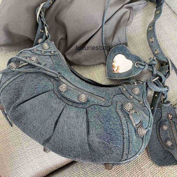 aher max fashion lecagole leather balenicass biker bag same heavy industry denim diamond studded flash willow nail half month motorcycle spi
aher max fashion lecagole leather balenicass biker bag same heavy industry denim diamond studded flash willow nail half month motorcycle spi