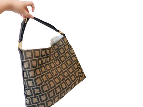 sales newe luxuryi designer women shoulder bags leather old flower bucket bag famous handbags cross body purse
sales newe luxuryi designer women shoulder bags leather old flower bucket bag famous handbags cross body purse