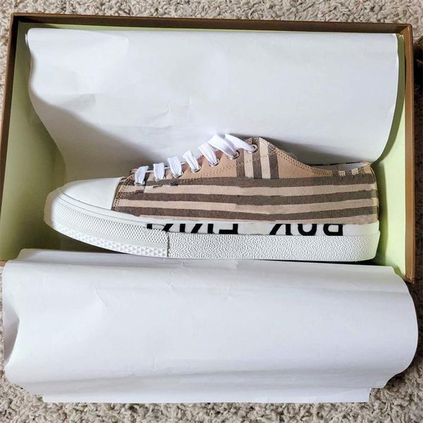 up check logo trainer with cotton sneakers women designer shoes black blue lattice print burberries mens lace box casual shoes vintage o bur
up check logo trainer with cotton sneakers women designer shoes black blue lattice print burberries mens lace box casual shoes vintage o bur