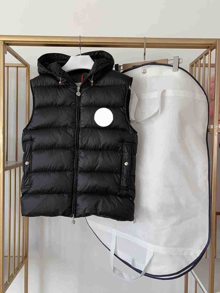 classical maya mens down vests french brand designer embrodered letter bandge style womens downs vest warm outerwear, Black;white
classical maya mens down vests french brand designer embrodered letter bandge style womens downs vest warm outerwear, Black;white