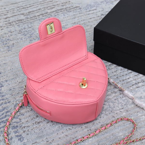 5a designer messenger bag heart shaped bag lambskin material genuine leather chain handbag shoulder cross body women party purse ladies pink
5a designer messenger bag heart shaped bag lambskin material genuine leather chain handbag shoulder cross body women party purse ladies pink